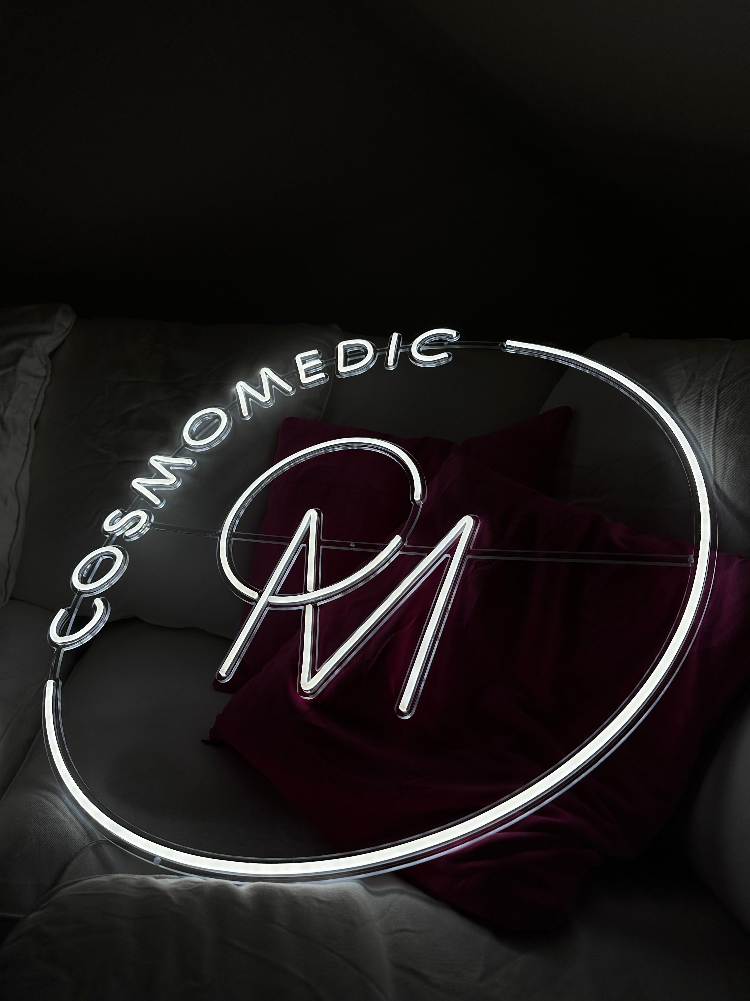 Historia neonów - od 1910 roku do współczesności