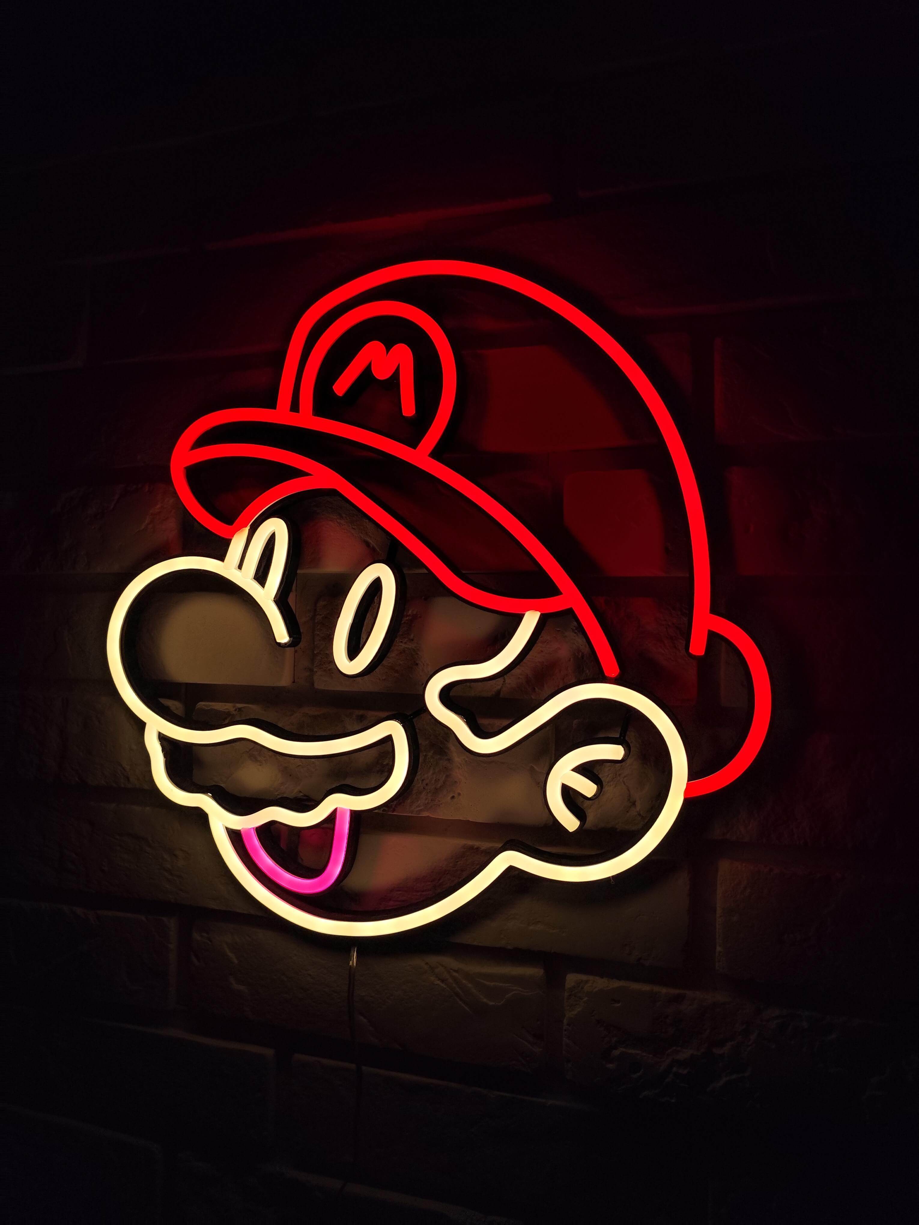 Super Mario Neon LED